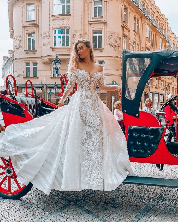 Anna Šulc (20) Anna Šulc (20)