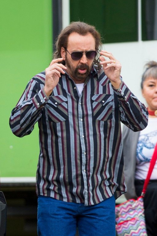 Nicolas Cage vypadá jako bezdomovec 1 Nicolas Cage vypadá jako bezdomovec 1