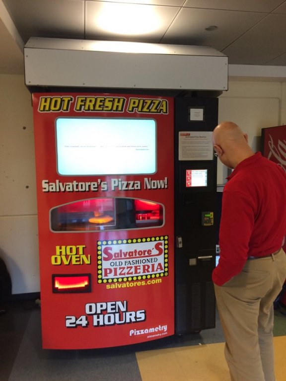 Automat na pizzu! Automat na pizzu!