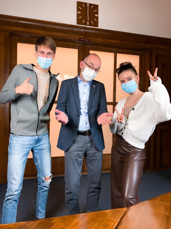 Anna Šulc, Jakub Gulab a Jan Blatný. Anna Šulc, Jakub Gulab a Jan Blatný.
