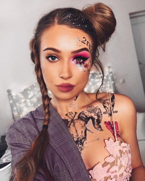Monika Falčik 1 7 Monika Falčik 1 7