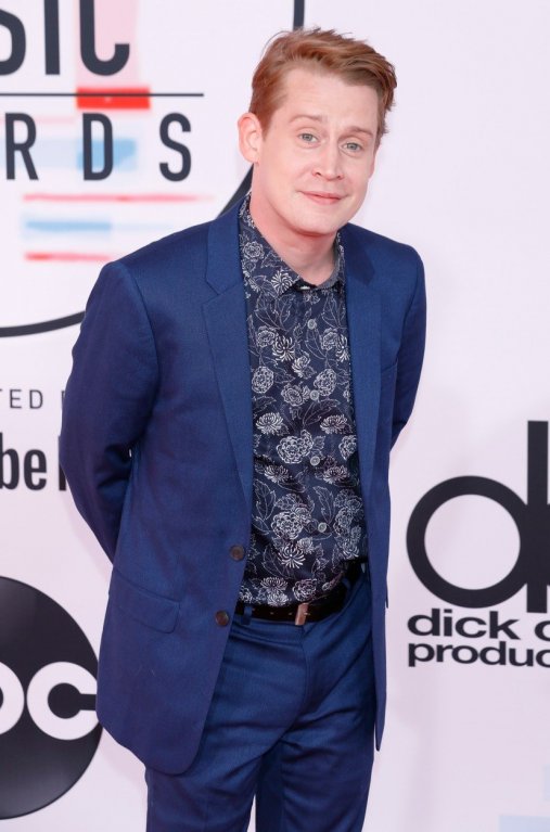 Macaulay Culkin se proměnil v sexy fešáka. 9 Macaulay Culkin se proměnil v sexy fešáka. 9