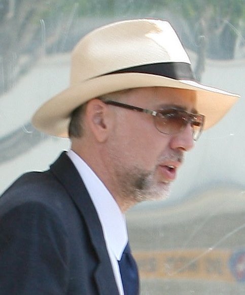 Nicolas Cage vypadá jako bezdomovec 3 Nicolas Cage vypadá jako bezdomovec 3