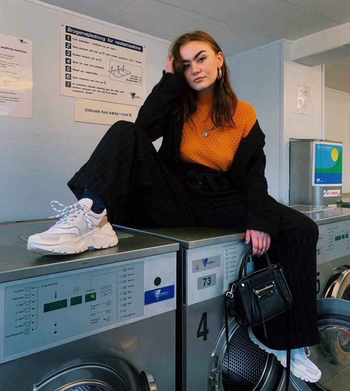 Sarah Marie Clarke (18) Sarah Marie Clarke (18)