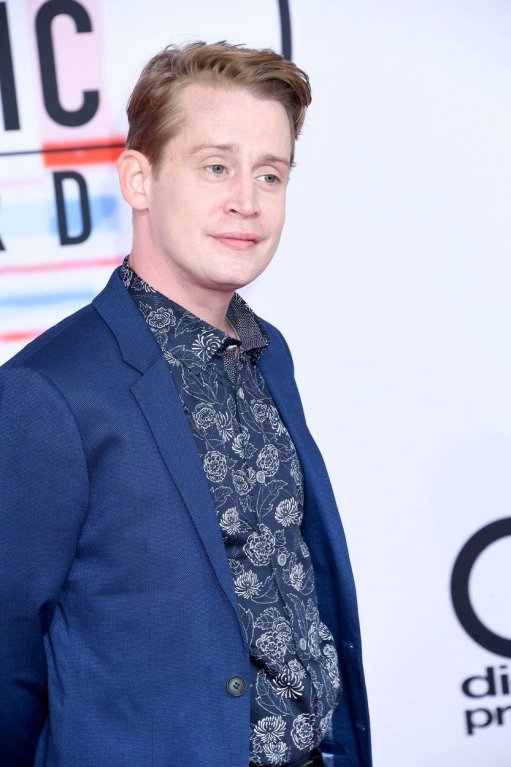 Macaulay Culkin se proměnil v sexy fešáka. 4 Macaulay Culkin se proměnil v sexy fešáka. 4