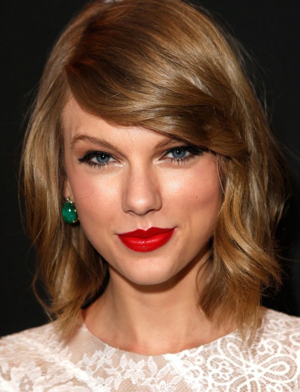 Taylor Swift (28) Taylor Swift (28)