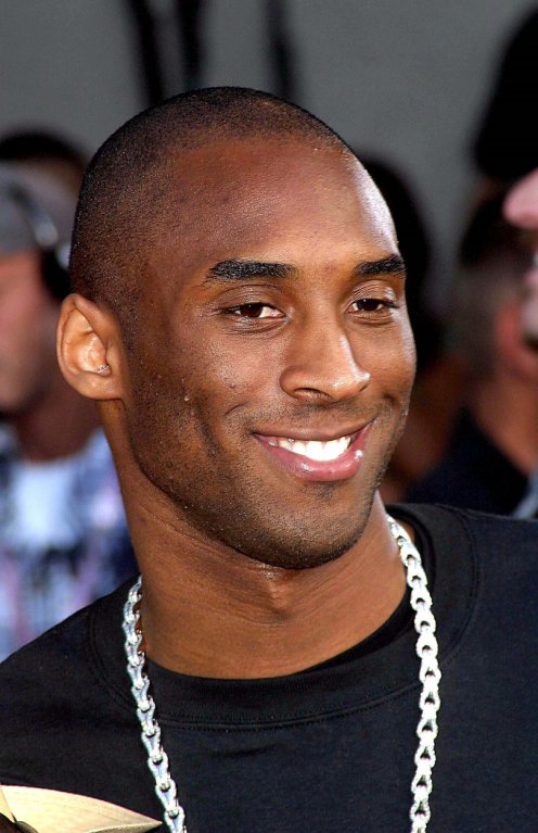 Kobe Bryant odehrál celou kariéru v dresu Los Angeles Lakers. Kobe Bryant odehrál celou kariéru v dresu Los Angeles Lakers.