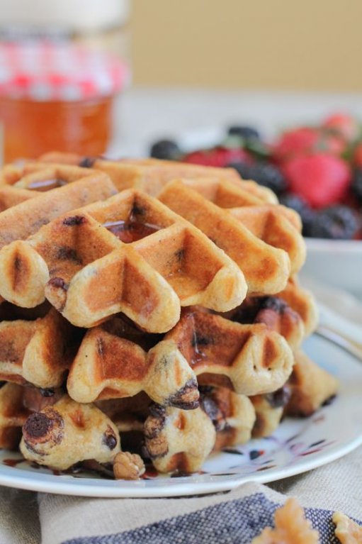 Přidejte ho do těsta na wafle. Přidejte ho do těsta na wafle.
