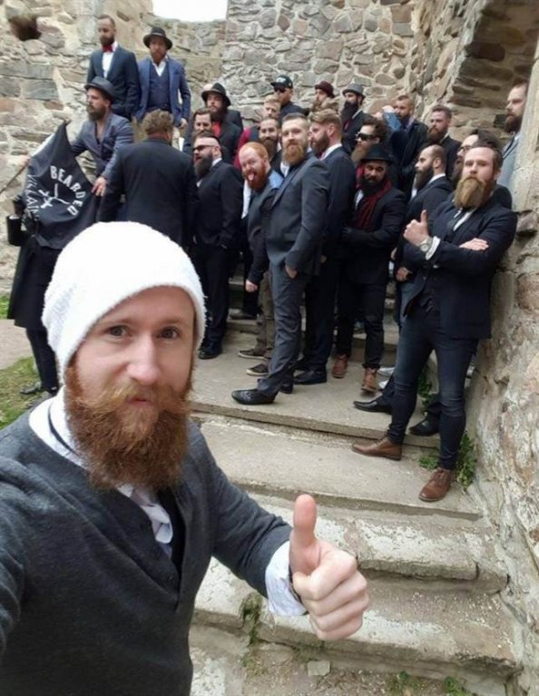 Švédská protiteroristická jednotka rozehnala sraz hipsterů - Obrázek 6 Švédská protiteroristická jednotka rozehnala sraz hipsterů - Obrázek 6