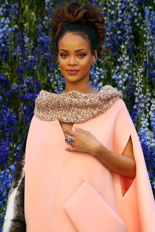 7. Rihanna 7. Rihanna