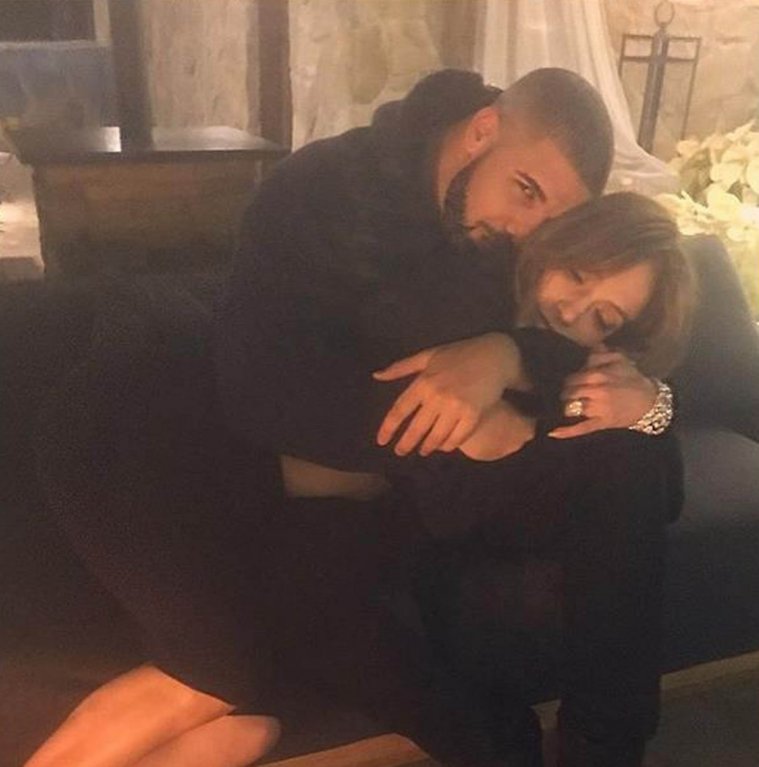 Tenhle snímek J-Lo zveřejnila. Tenhle snímek J-Lo zveřejnila.