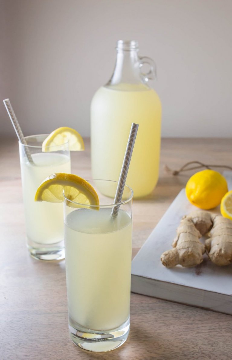 Zázvorová limonáda Zázvorová limonáda