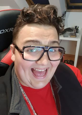Youtuber a streamer FattyPillow Youtuber a streamer FattyPillow